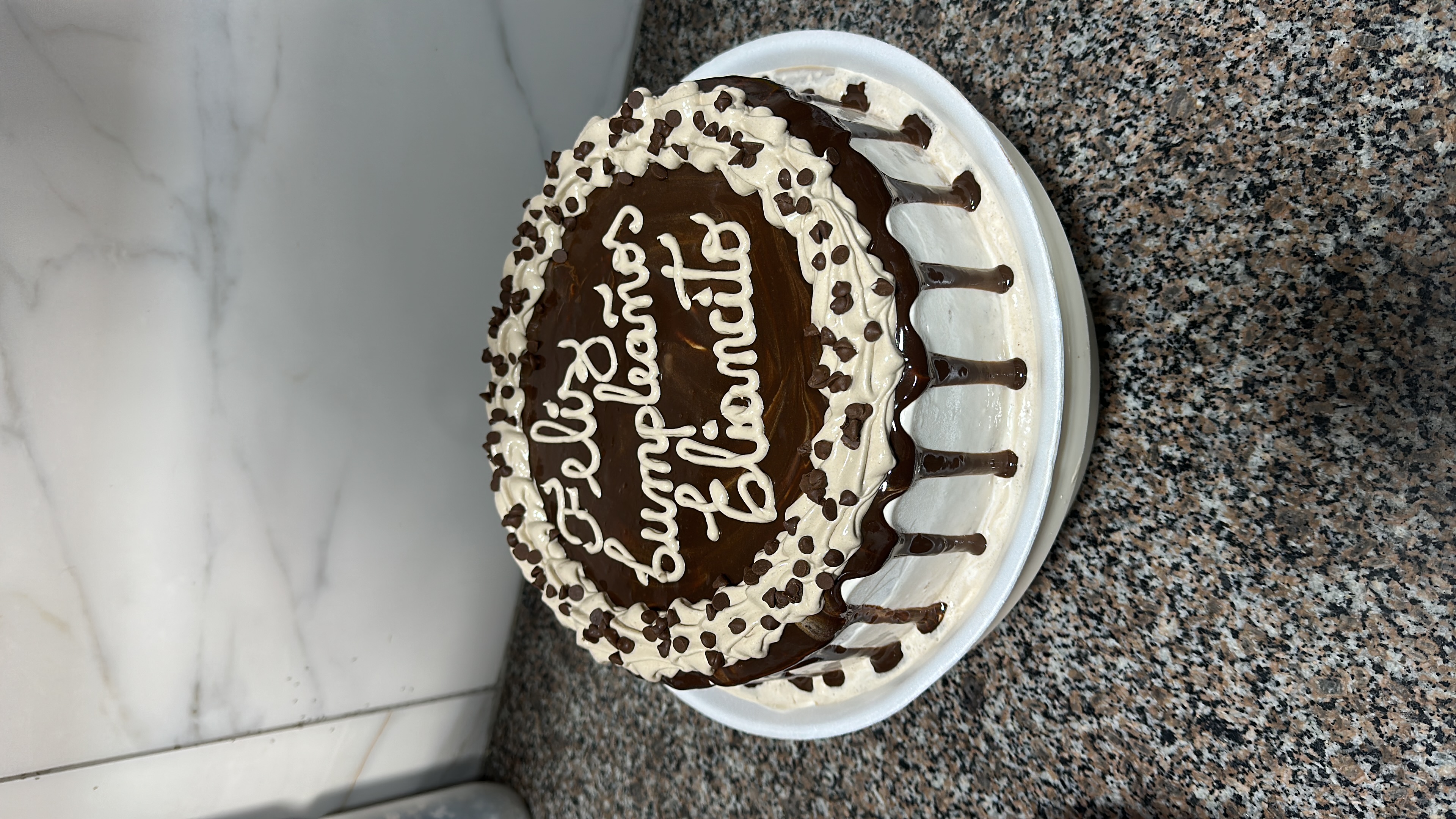 Tres leches de chocolate con oreo 
